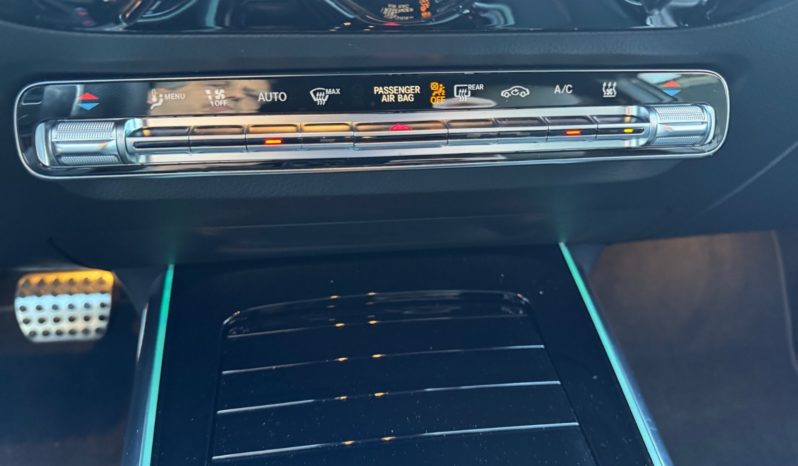 
								Mercedes-Benz EQA 250+ AMG Edition full									