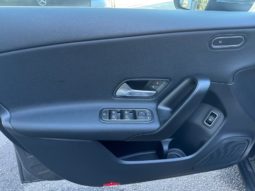 
										Mercedes-Benz Classe A 250e Progressive full									