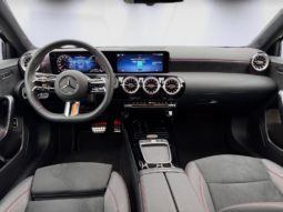 
										Mercedes-Benz Classe A 250e AMG full									
