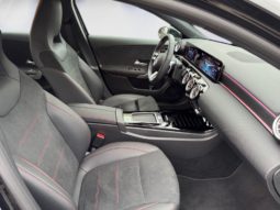 
										Mercedes-Benz Classe A 250e AMG full									