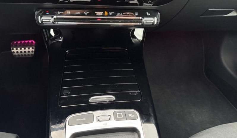 
								Mercedes-Benz Classe A 250e AMG full									