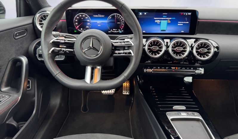 
								Mercedes-Benz Classe A 250e AMG full									