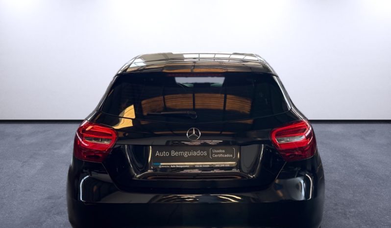 
								Mercedes-Benz Class A 180d Style full									