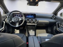 
										Mercedes-Benz Class A 180d full									