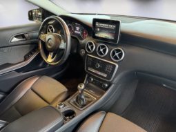 
										Mercedes-Benz Class A 180d Style full									