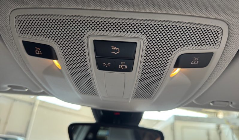
								Mercedes-Benz Class A 180d Style full									
