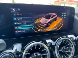 
										Mercedes-Benz GLA 250e AMG full									