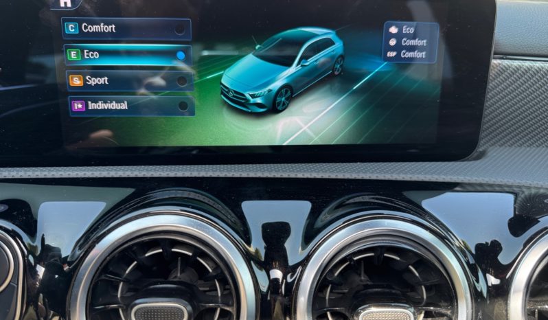 
								Mercedes-Benz Class A 180d full									